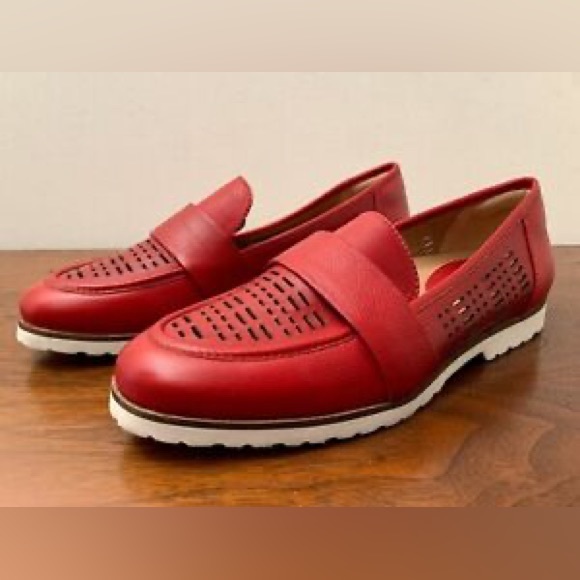 Earth Shoes - Earth Womens Masio Red Slip-On - Sz 8